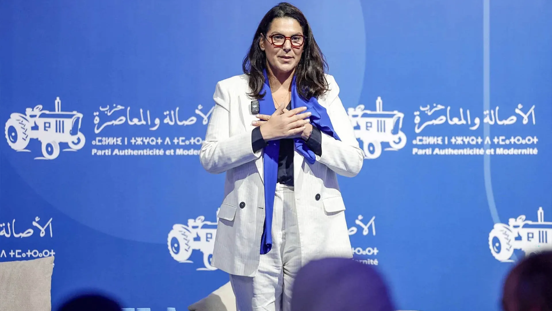 محمد السادس يكلّف أول امرأة في تاريخ المغرب بتشكيل الحكومة