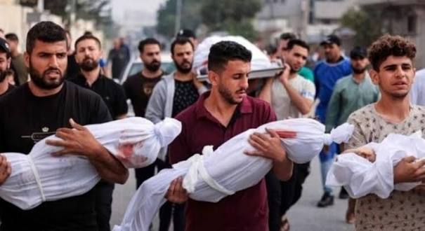 «إبادة الجيل».. مركز حقوقي يوثق مقتل 21,745 طفلًا في غزة